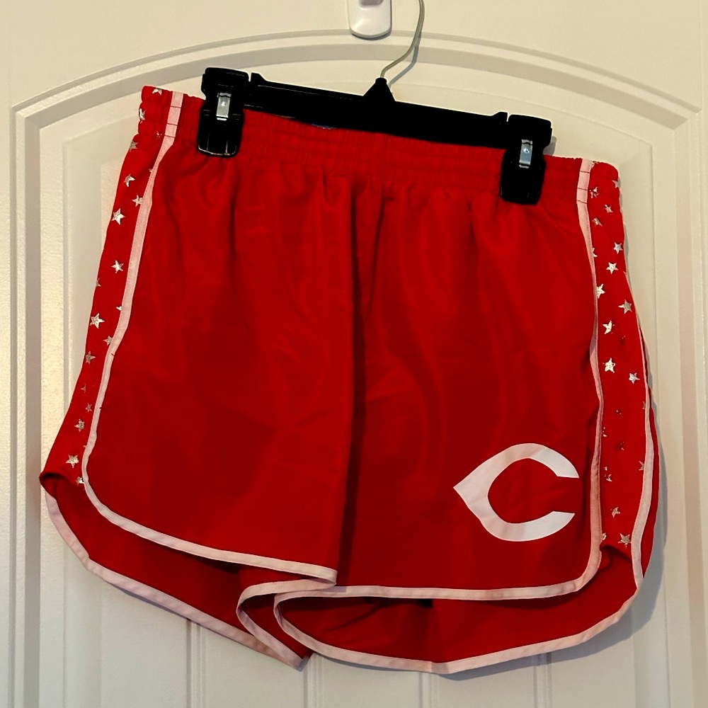 VS PINK 5th & Ocean Cincinnati Reds Shorts | Medium